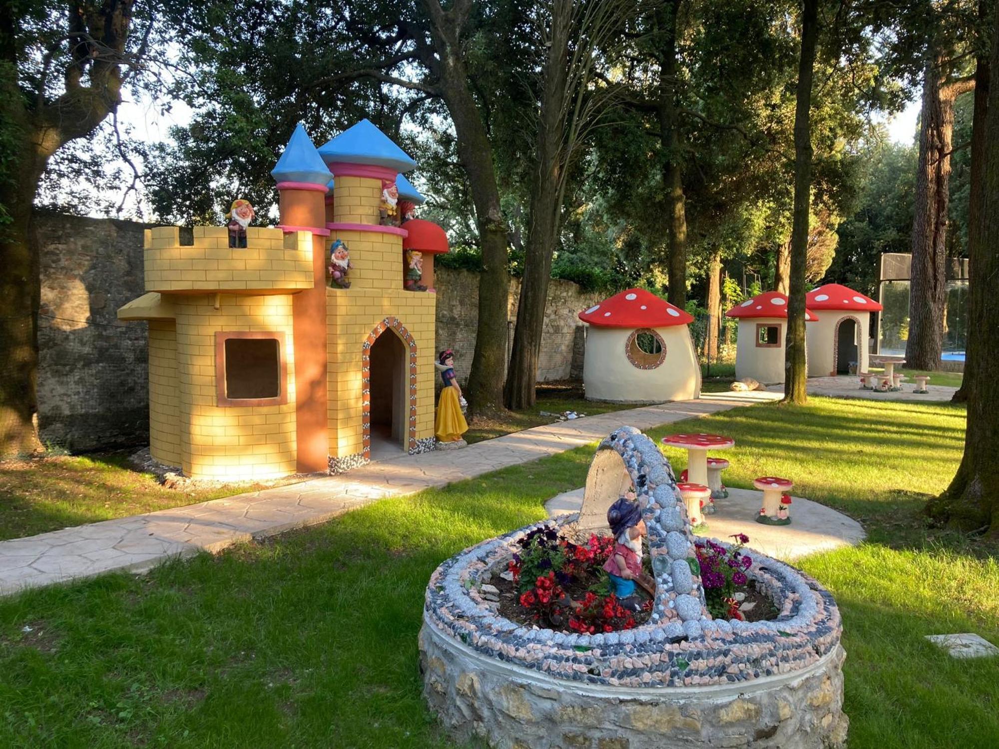 Hotel Fantastic Garden - Firenze Nord Sesto Fiorentino Exterior foto