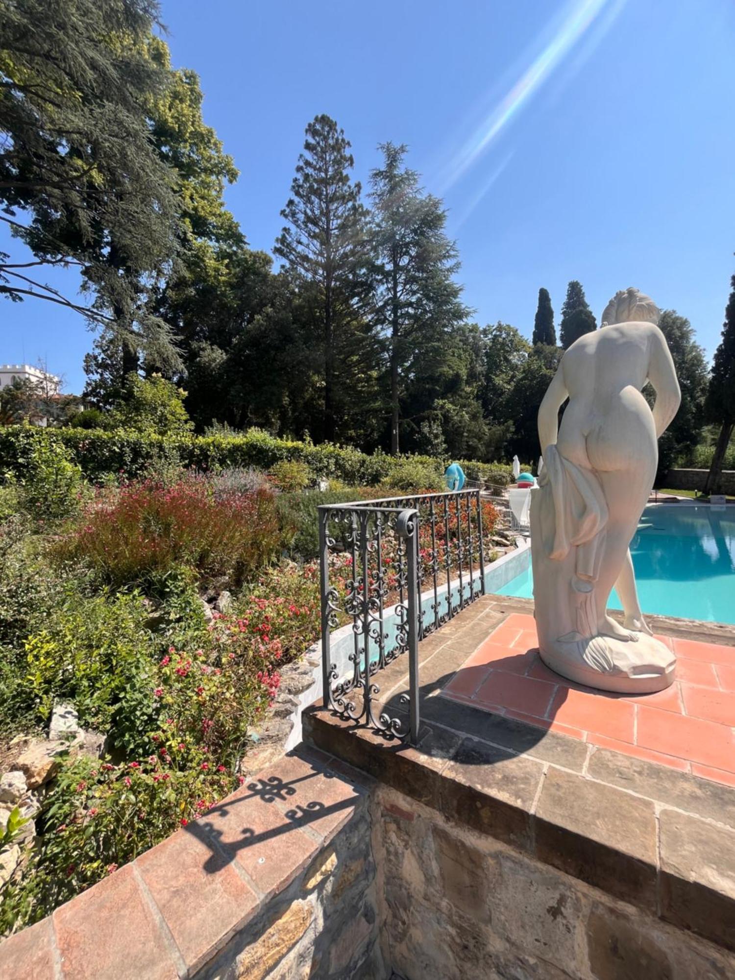 Hotel Fantastic Garden - Firenze Nord Sesto Fiorentino Exterior foto